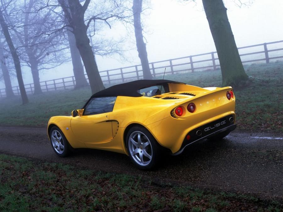  Lotus Elise 2000 года  (фото 10 из 31)